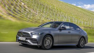 Darfs noch eine Mercedes C-Klasse sein? Mitarbeiter bei Daimler Truck dürfen fortan selbst entscheiden, welche Automarke sie fahren.