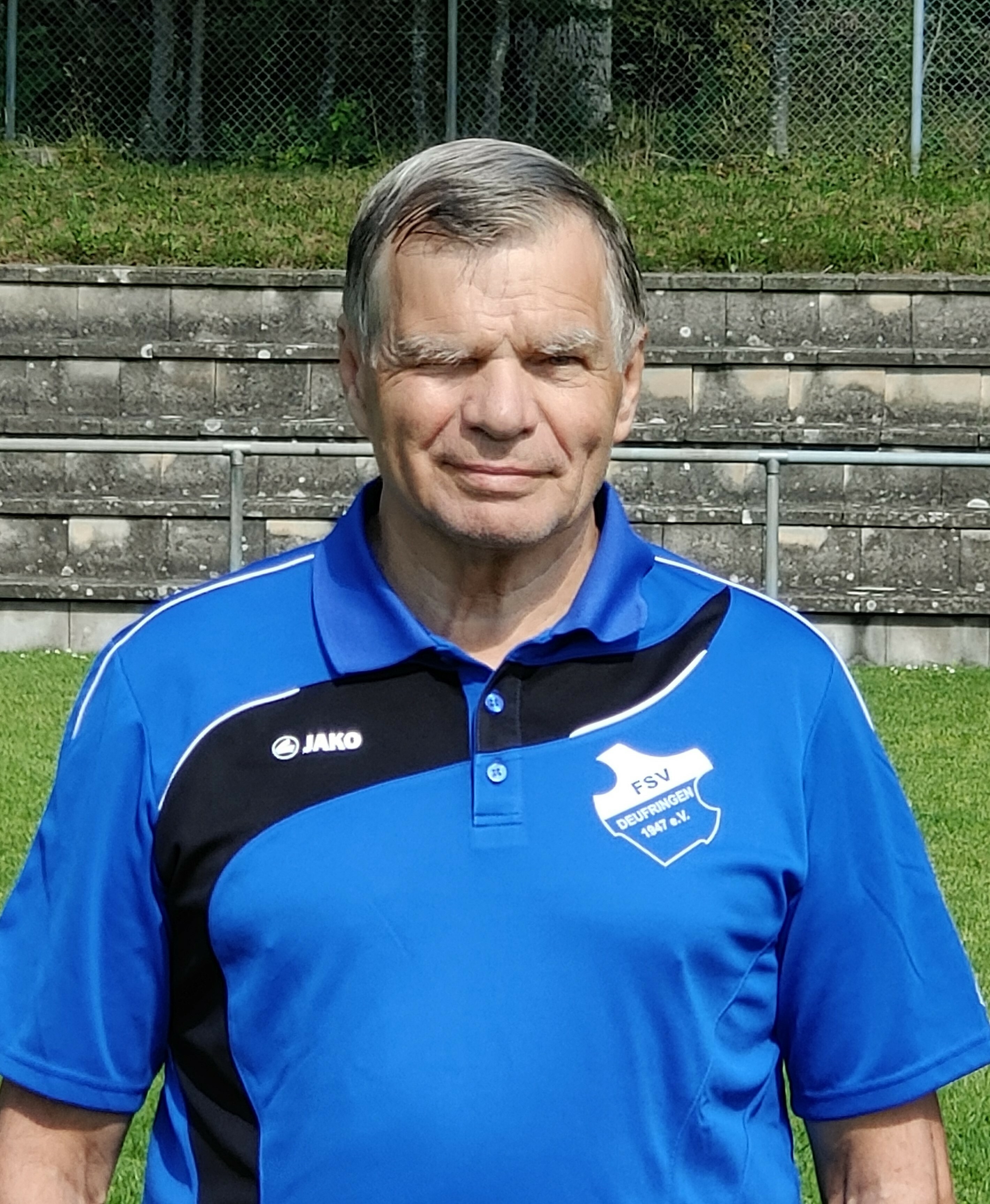 Trainierte fast 50 Jahre den Fußball-Nachwuchs des FSV Daufringen:Manfred Dreher. Bild: z