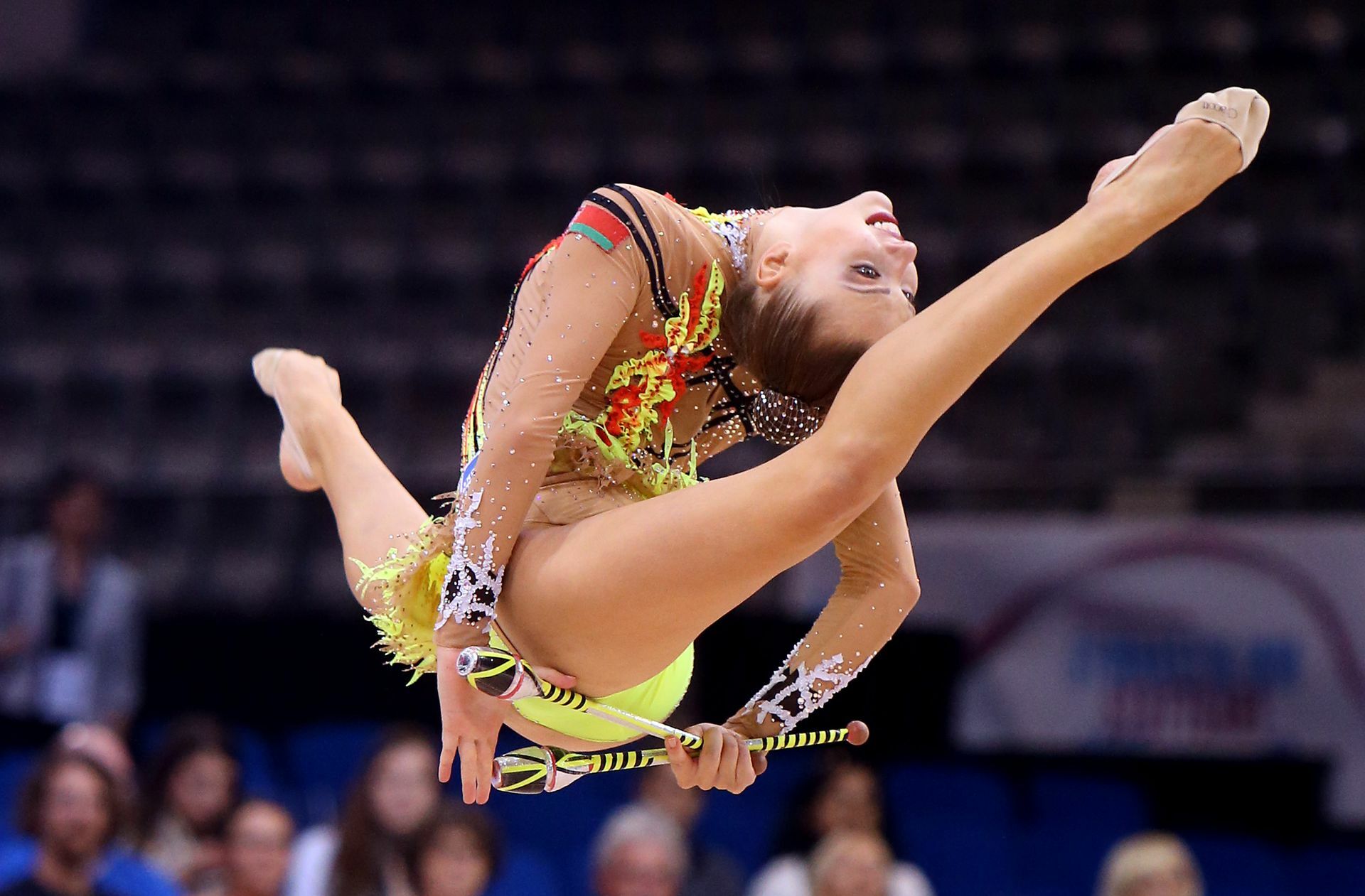 Bei Welt- und Europameisterschaften – wie hier der WM 2015 in Stuttgart – gewann Melitina Staniouta  insgesamt 24 Medaillen für Belarus, das damals noch als Weißrussland firmierte.