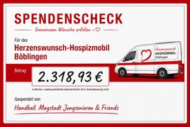 Spendenscheck für das Herzenswunsch-Hospizmobil Böblingen.