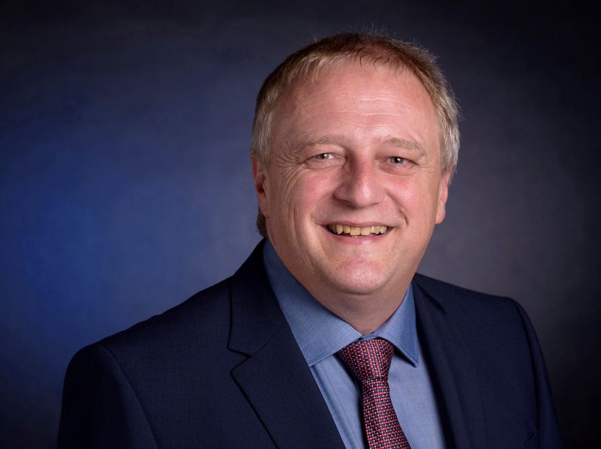 Wolfgang Lahl, Bürgermeister von Weil im Schönbuch, freut sich über die positive Resonanz auf die Einführung der 4-Tage-Woche. Bild: z