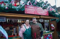 Kerzen, Mandeln und Tannenduft beim Böblinger Adventszauber.