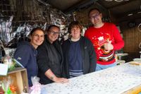 Kerzen, Mandeln und Tannenduft beim Böblinger Adventszauber.