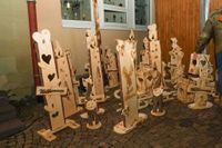 Kerzen, Mandeln und Tannenduft beim Böblinger Adventszauber.