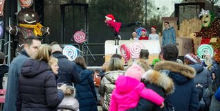Kerzen, Mandeln und Tannenduft beim Böblinger Adventszauber.