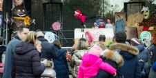Kerzen, Mandeln und Tannenduft beim Böblinger Adventszauber.