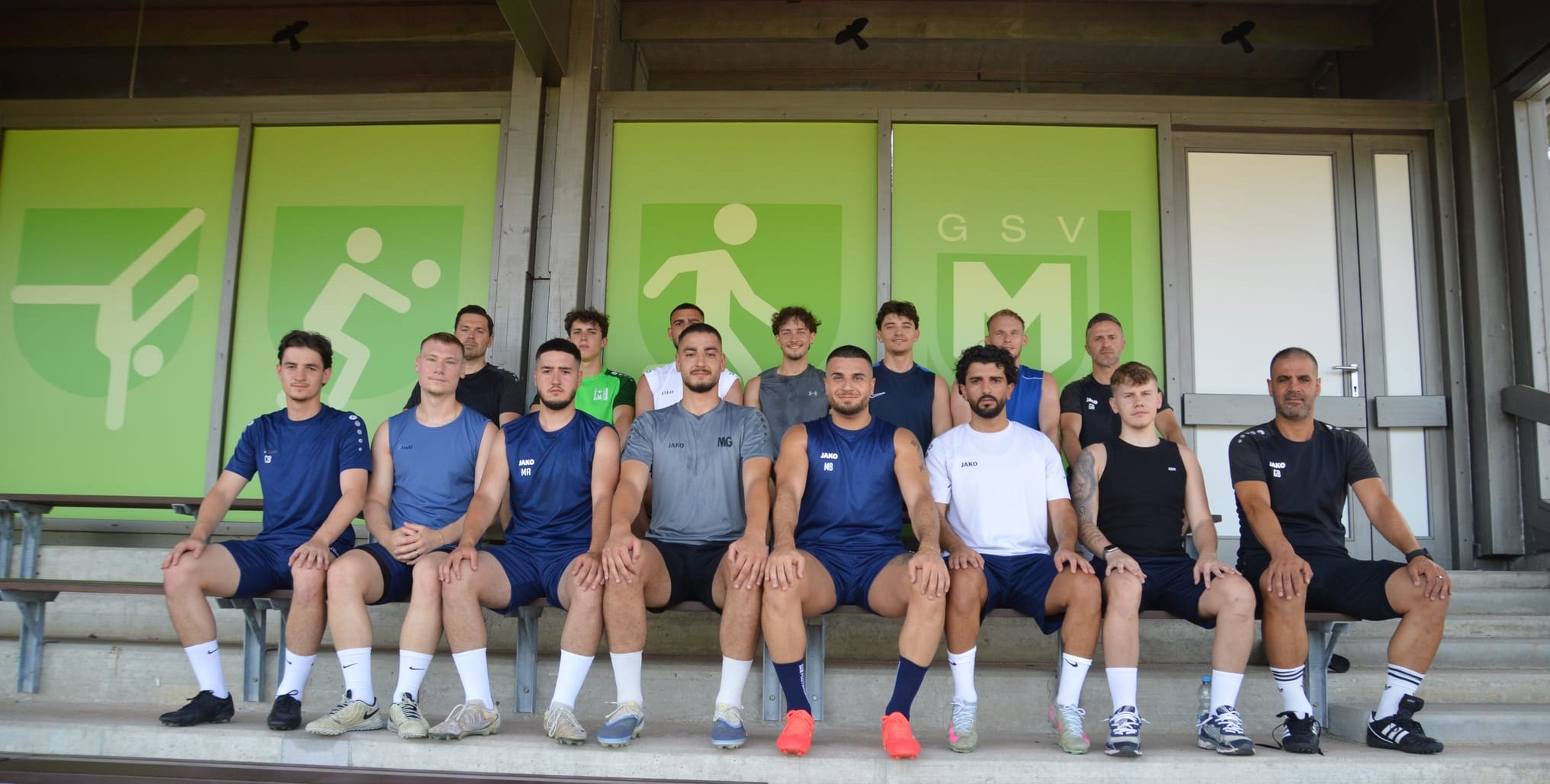 Mit drei neuen Trainern sowie zwölf Spielern - lediglich Nico Dittrich fehlte - trafen sich die Fußballer des GSV Maichingen zur ersten lockeren Vorbereitungseinheit.