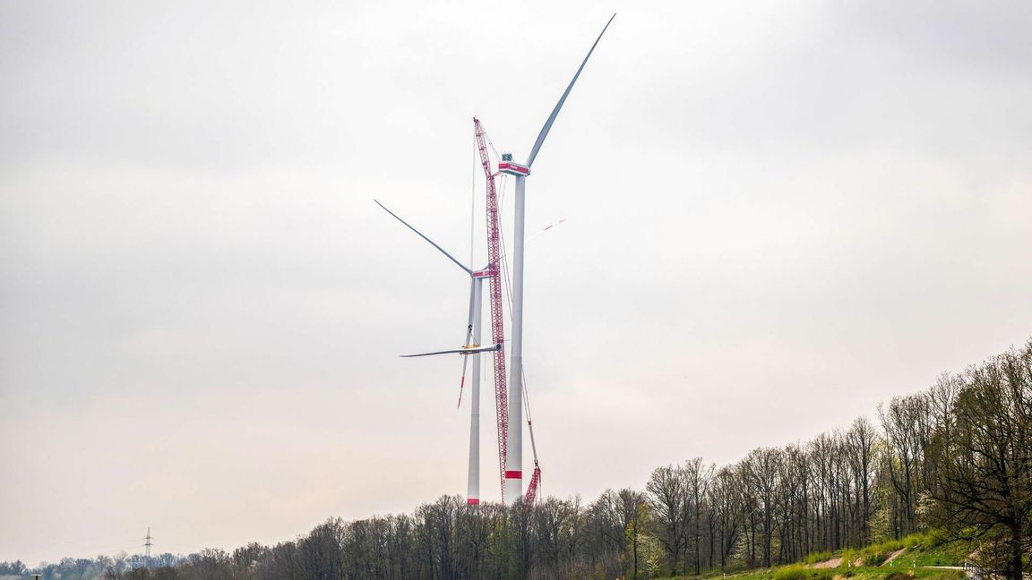745 neue Windkraftanlagen sind 2023 bundesweit errichtet worden – davon gerade einmal 15 in Baden-Württemberg.      Foto: dpa/Kristin Schmidt