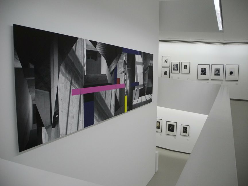 Die Fotografien von Sven Erik Klein aus der Reihe „Mapping the Museum“ sind nur ein kleiner Teil der neuen Ausstellung „Ortswechsel – Fotografie aus der Modernen Galerie Saarbrücken“, die morgen im Schauwerk eröffnet wird. Bild: Volkmann