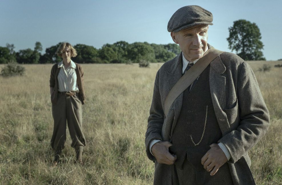 „Die Ausgrabung“: Carey Mulligan und Ralph Fiennes Foto: Netflix/Larry Horricks