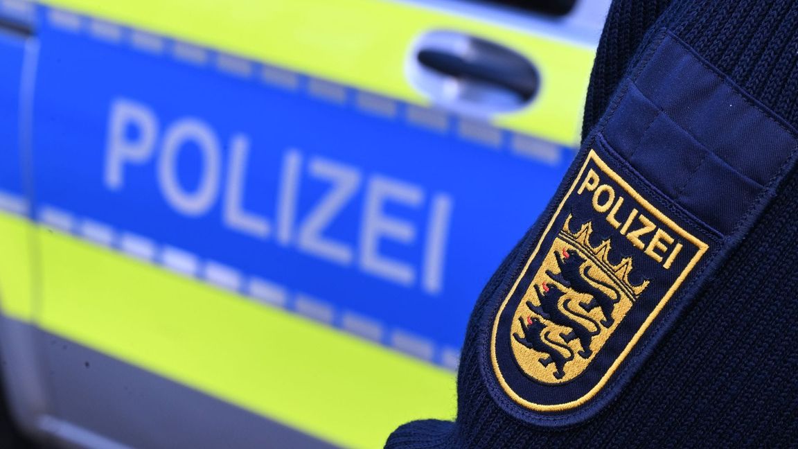 Die Polizei reagiert auf Israels Angriff gegen den Iran. (Symbolbild)