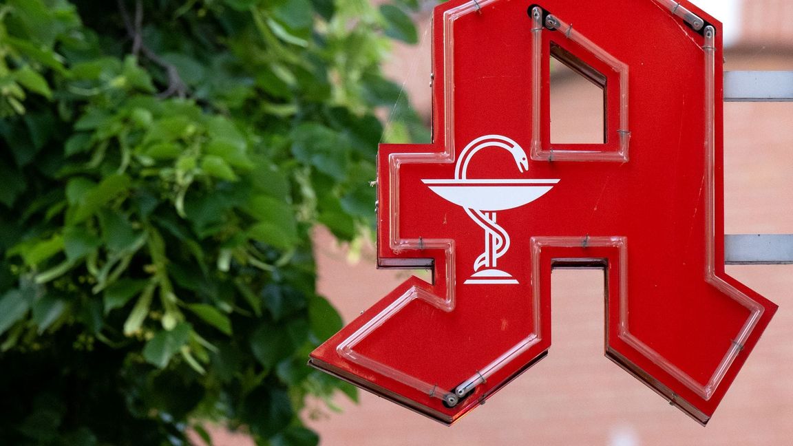 Das rote A weist den Weg: Wer ein Medikament braucht, dürfte es hier bekommen.