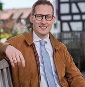 Der Wahlsieger in Leonberg heißt Tobias Degode. Bild: z