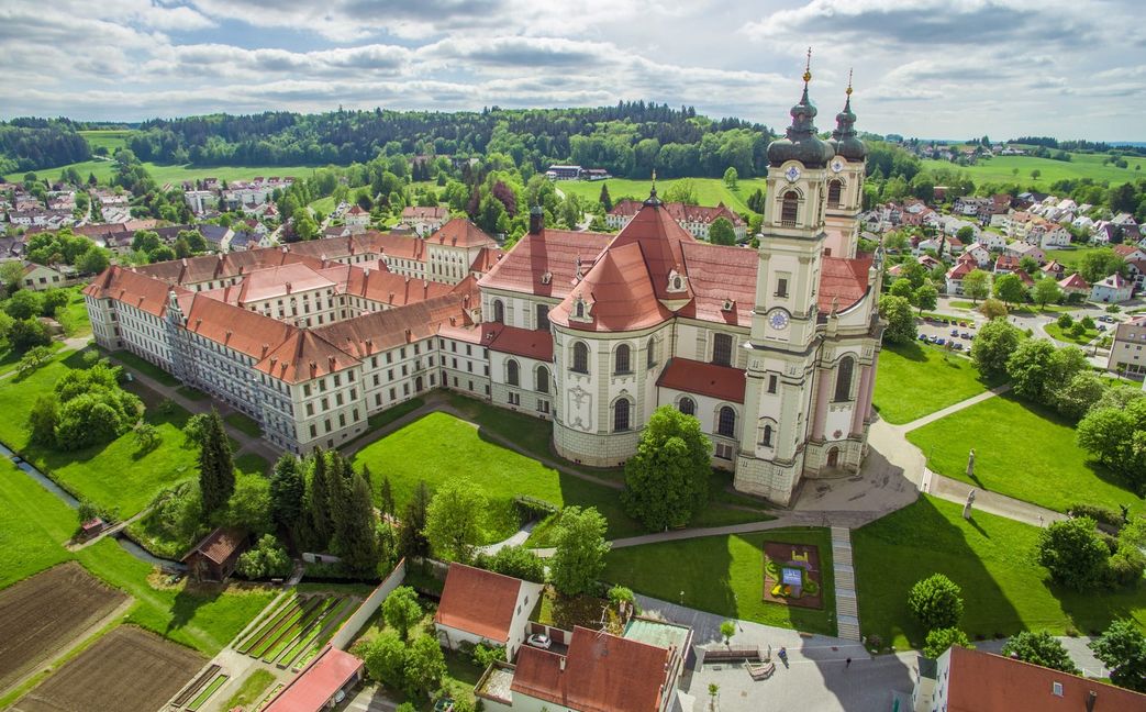 Ottobeuren mit der berühmten Basilika.