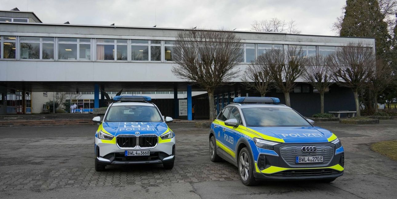 Am Donnerstagnachmittag waren Polizei und Feuerwehr im Pfarrwiesen.