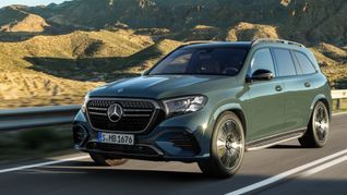 Verändertes Design: Der neue GLS wurde an der Front, aber auch am Heck überarbeitet. Klicken Sie sich durch unsere Bildergalerie.