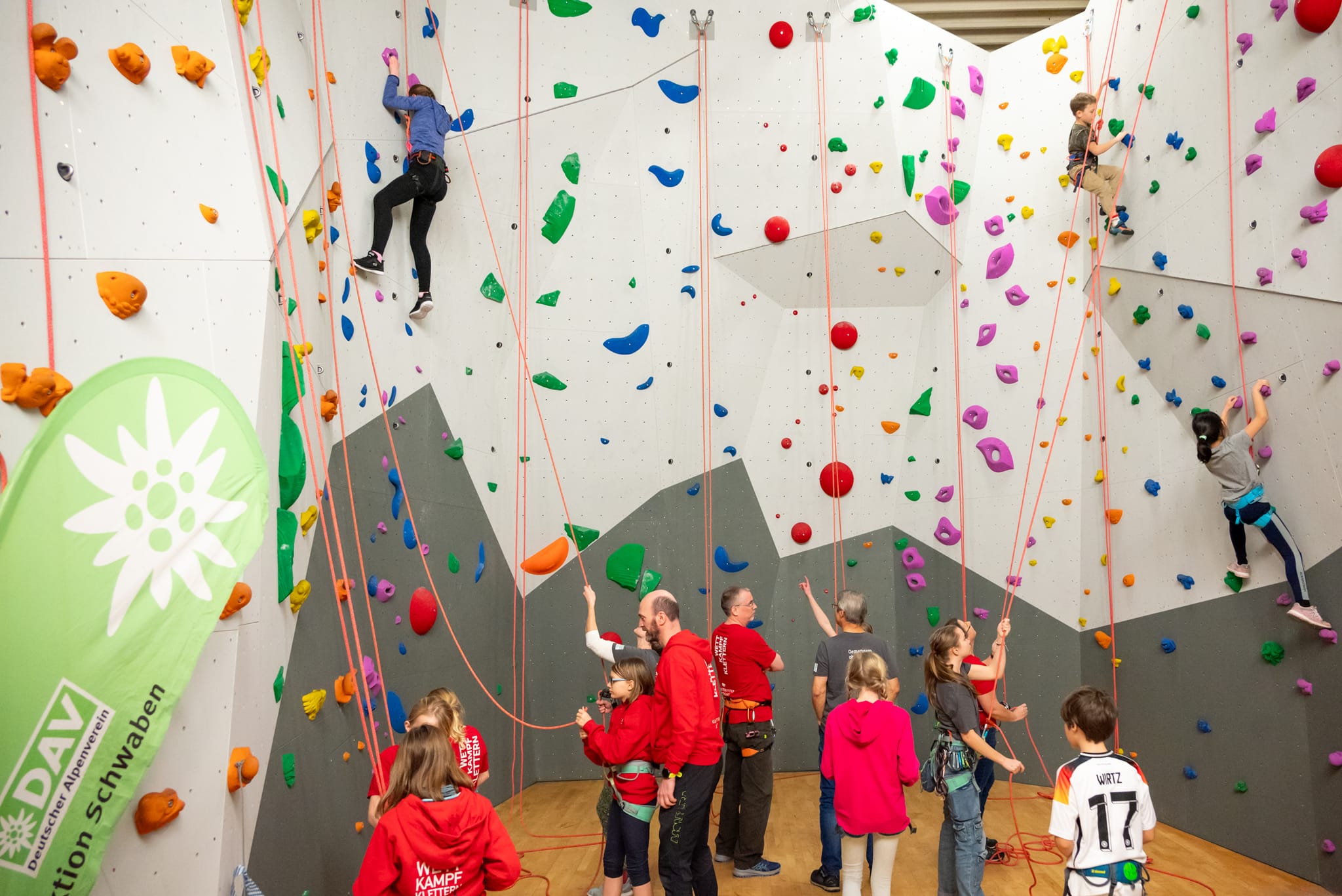 Die Kletteranlage im Pink Power bietet viele Möglichkeiten.