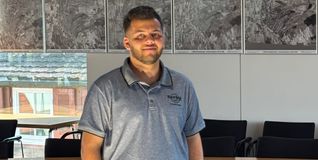 Marcel Yassine vertritt zusammen mit den anderen Jugendgemeinderäten die Interessen der Jugendlichen. Die Gremiums-Mitglieder treffen sich einmal monatlich im Ratssaal.