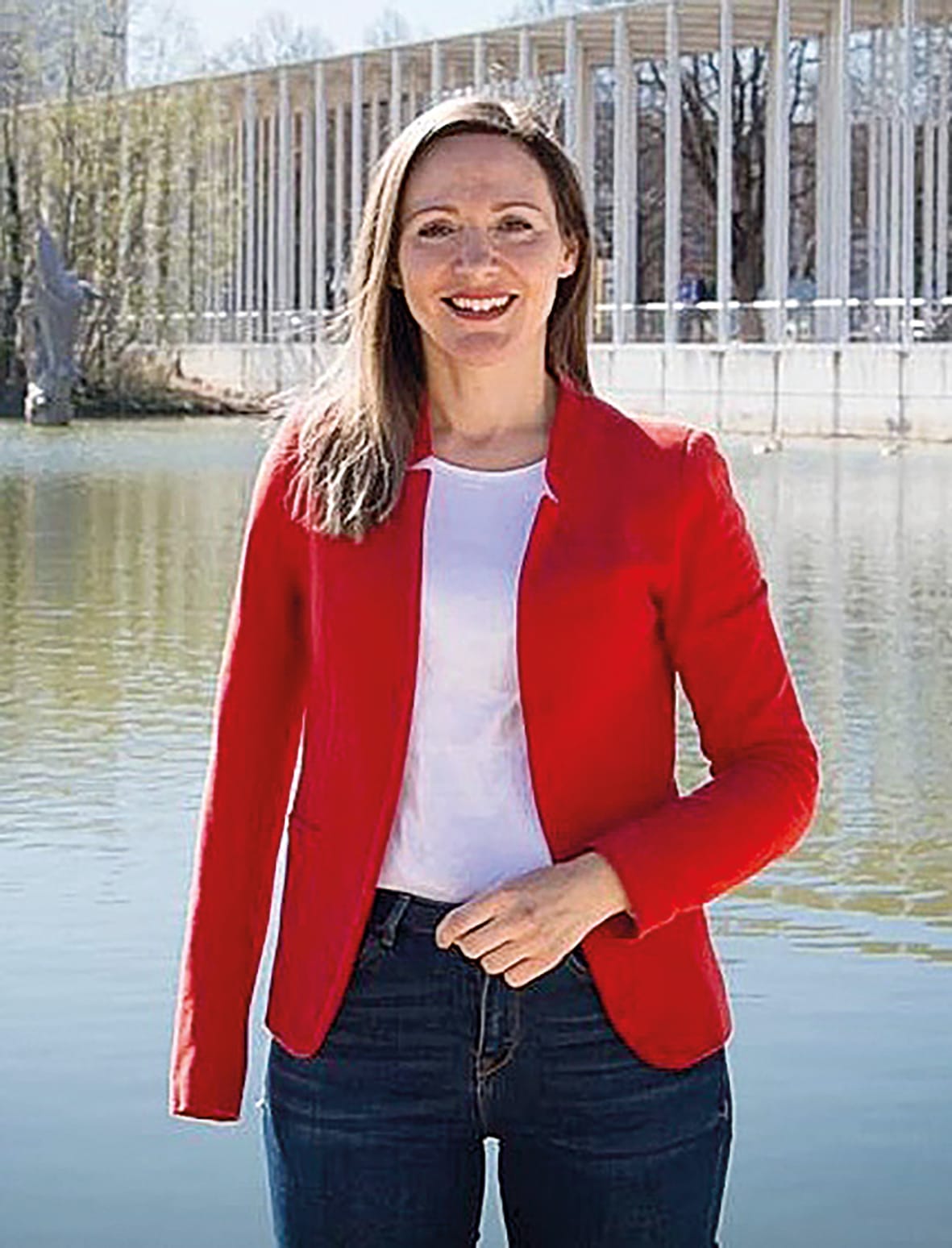 Jasmina Hostert.