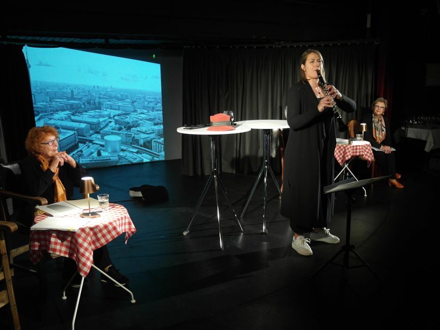 Ladies Night mit musikalischer Einlage (von links): Heide Miersch-Maltry, Maria Wunder und Sabine Duffner. Bild: Staber