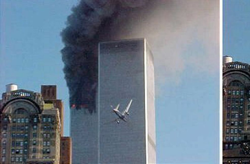 Die verheerenden Anschläge vom 11. September 2001 wurden vom Terrornetzwerk Al-Qaida durchgeführt. Dazu entführten die Islamisten vier Flugzeuge. Zwei davon lenkten sie in die Türme des World Trade Centers in New York City.
 Foto: Pentagon