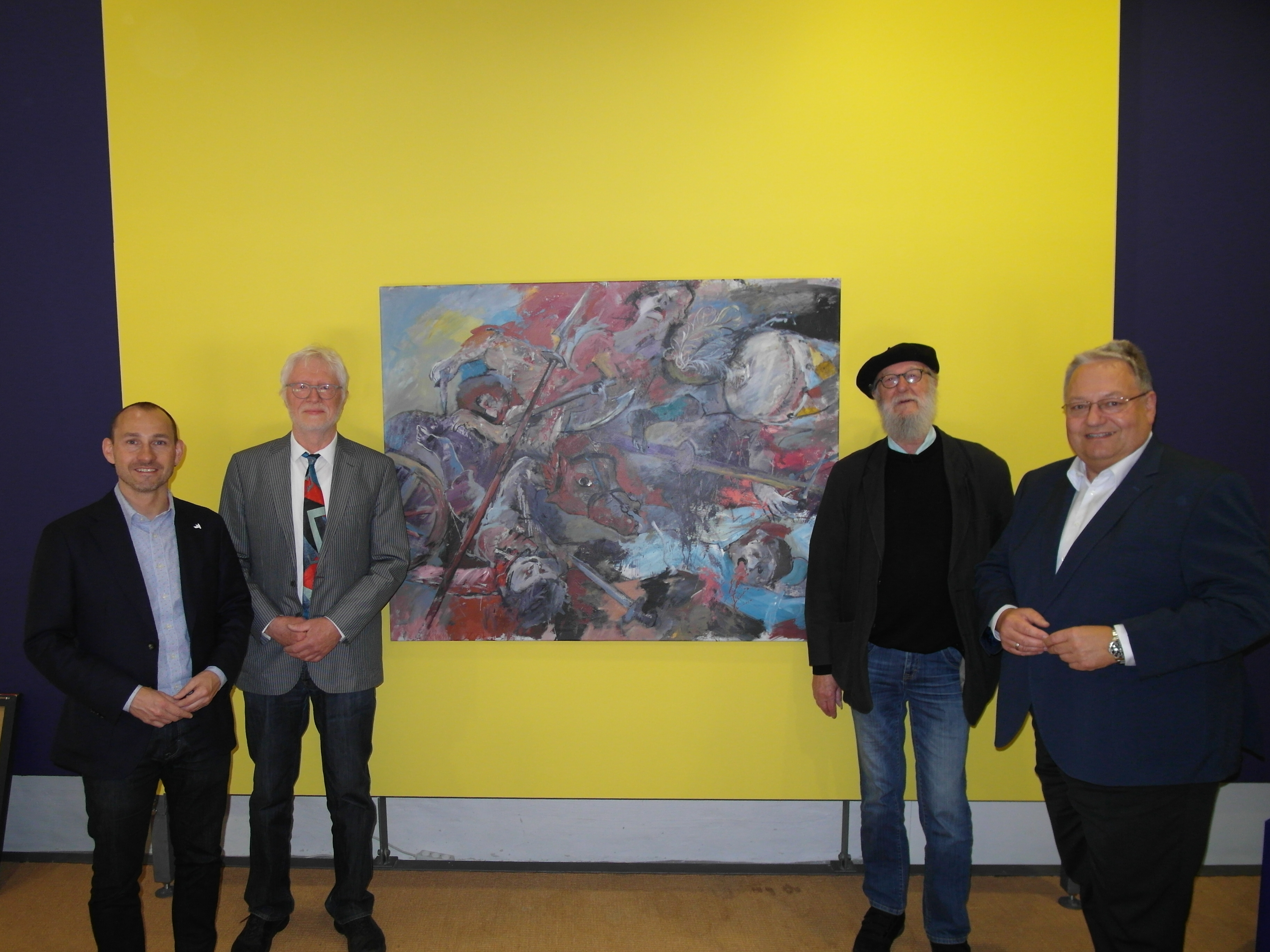 Auf unserem Bild (von links): Böblingens Oberbürgermeister Dr. Stefan Belz, Konrad Heydenreich (Vorsitzender des Vereins Museumsfreunde Böblingen), der Künstler Gérard Krimmel sowie BBG-Geschäftsführer Rainer Ganske.  Bild: Staber