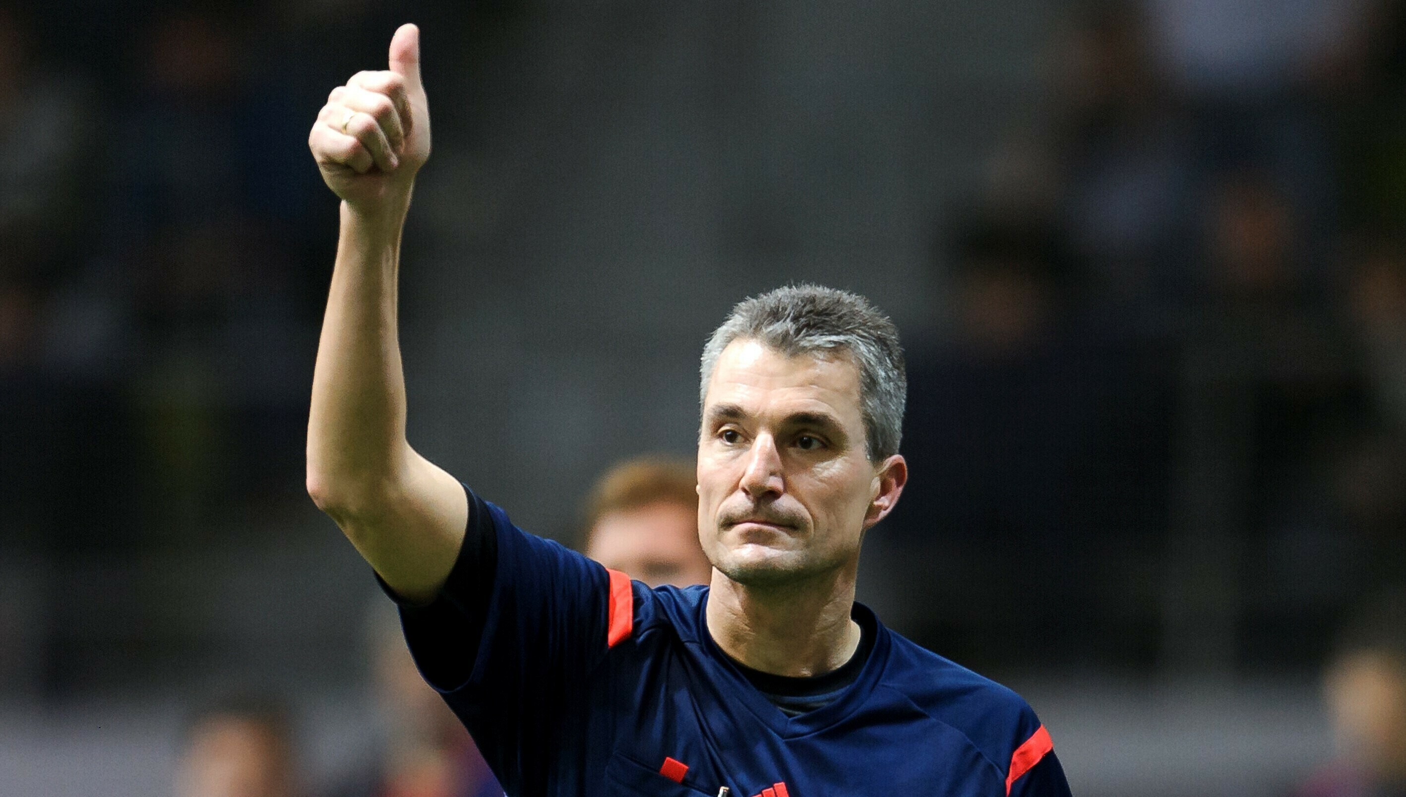 Mit dem Fifa-Referee Knut Kircher wird am Wochenende erstmals ein Schiedsrichter in die Hall of Fame aufgenommen: Knut Kircher, der Mann aus dem Sindelfinger Mercedes-Werk.       Bild: GES-Sportfoto