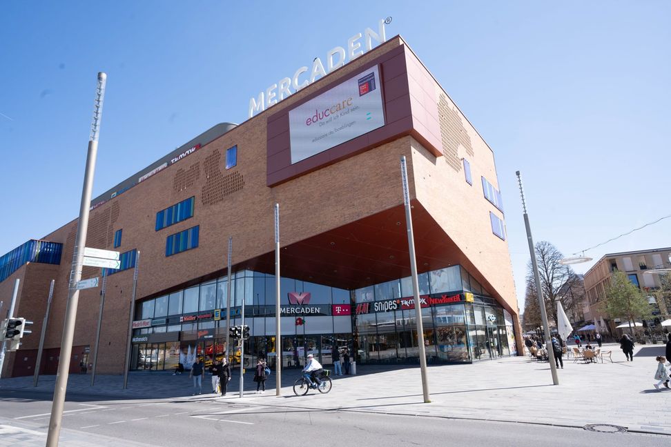 200 Schultüten können Ende der Woche von den Schulanfängern in den Böblinger Mercaden reich verziert werden. Bild: z