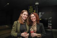 After-Work-Party im Mercedes-Benz Kundencenter. Partystimmung pur mit Mokaby und Andre Schnura.