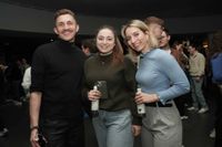 After-Work-Party im Mercedes-Benz Kundencenter. Partystimmung pur mit Mokaby und Andre Schnura.