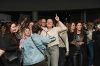 After-Work-Party im Mercedes-Benz Kundencenter. Partystimmung pur mit Mokaby und Andre Schnura.