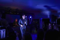 After-Work-Party im Mercedes-Benz Kundencenter. Partystimmung pur mit Mokaby und Andre Schnura.