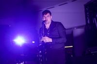 After-Work-Party im Mercedes-Benz Kundencenter. Partystimmung pur mit Mokaby und Andre Schnura.