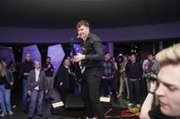 After-Work-Party im Mercedes-Benz Kundencenter. Partystimmung pur mit Mokaby und Andre Schnura.