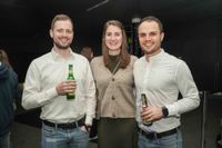 After-Work-Party im Mercedes-Benz Kundencenter. Partystimmung pur mit Mokaby und Andre Schnura.