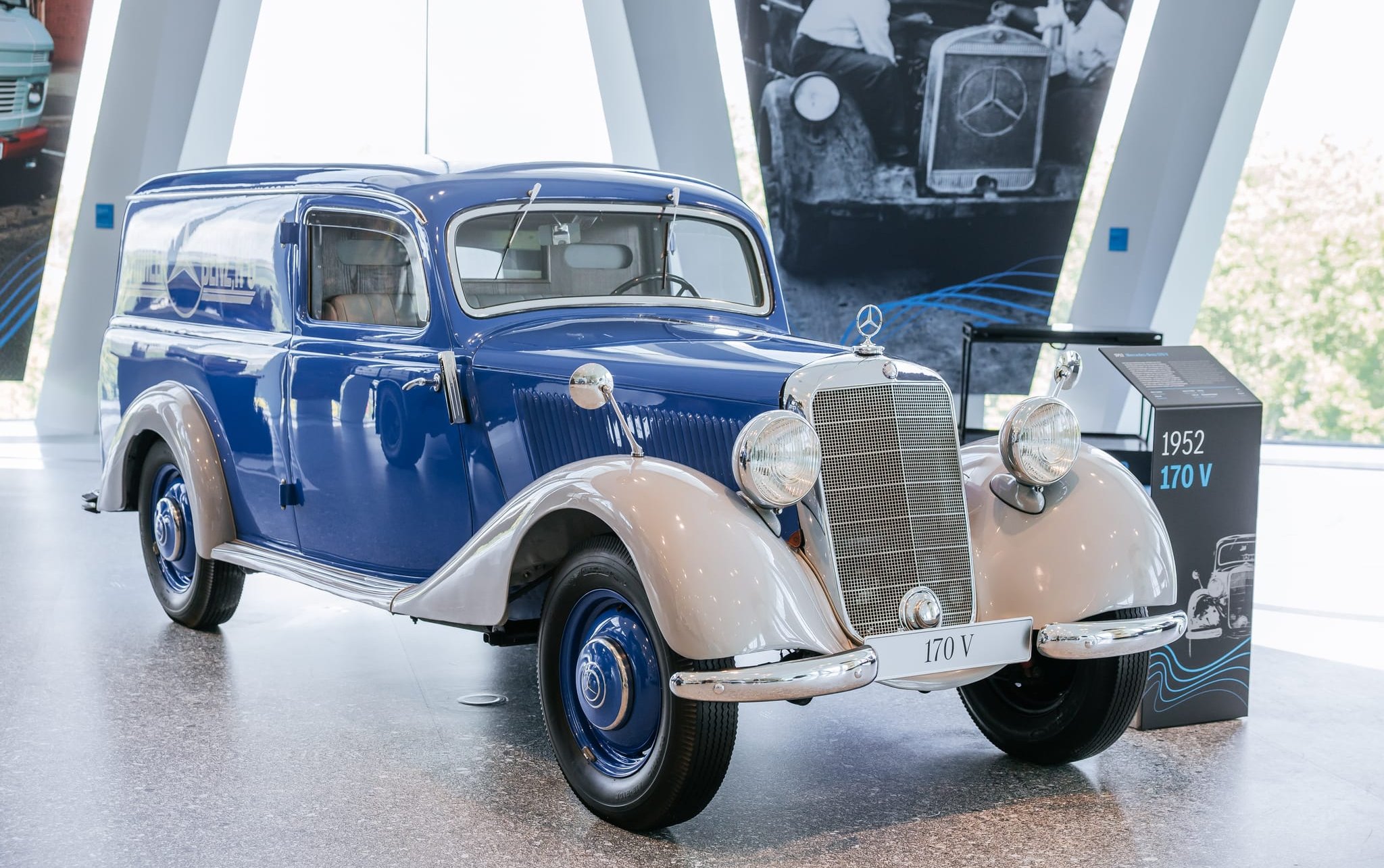 Der Mercedes-Benz 170 V Kastenwagen (W 136) als Kundendienstfahrzeug in der neuen Sonderausstellung „130 Jahre Nutzfahrzeuge“.