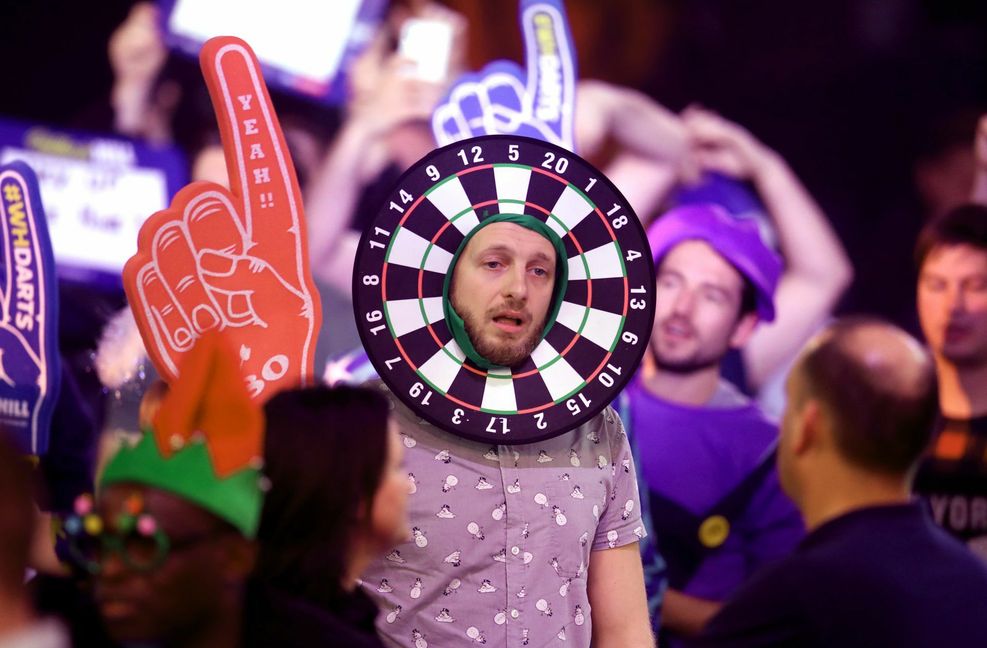 Kostüme sind bei der diesjährigen Darts-WM verboten.