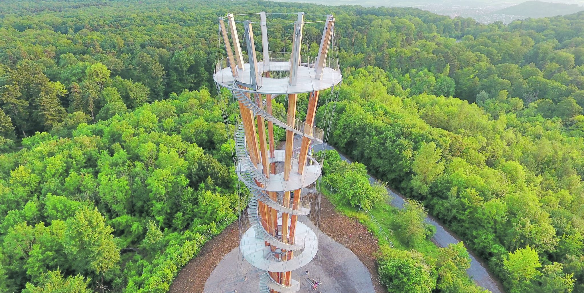 Beste Sicht über Wald und das Albvorland verspricht der Schönbuchturm beim Herrenberger Naturfreundehaus