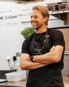 Timo Hildebrand spricht im Interview über abwechslungsreiche pflanzliche Küche.