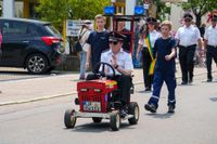 Großer Festumzug 150 Jahre Freiwillige Feuerwehr Maichingen.