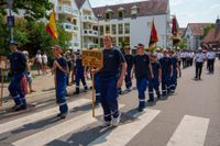 Großer Festumzug 150 Jahre Freiwillige Feuerwehr Maichingen.