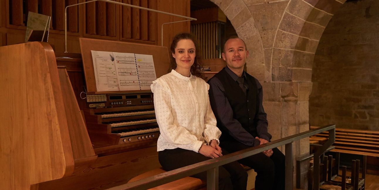 Anna Stephany und Julian Handlos gaben ihre Premiere bei der Orgelreihe.