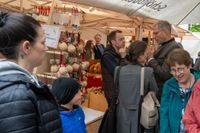 Buntes Treiben beim Sindelfinger Handwerkermarkt