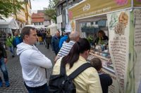 Buntes Treiben beim Sindelfinger Handwerkermarkt