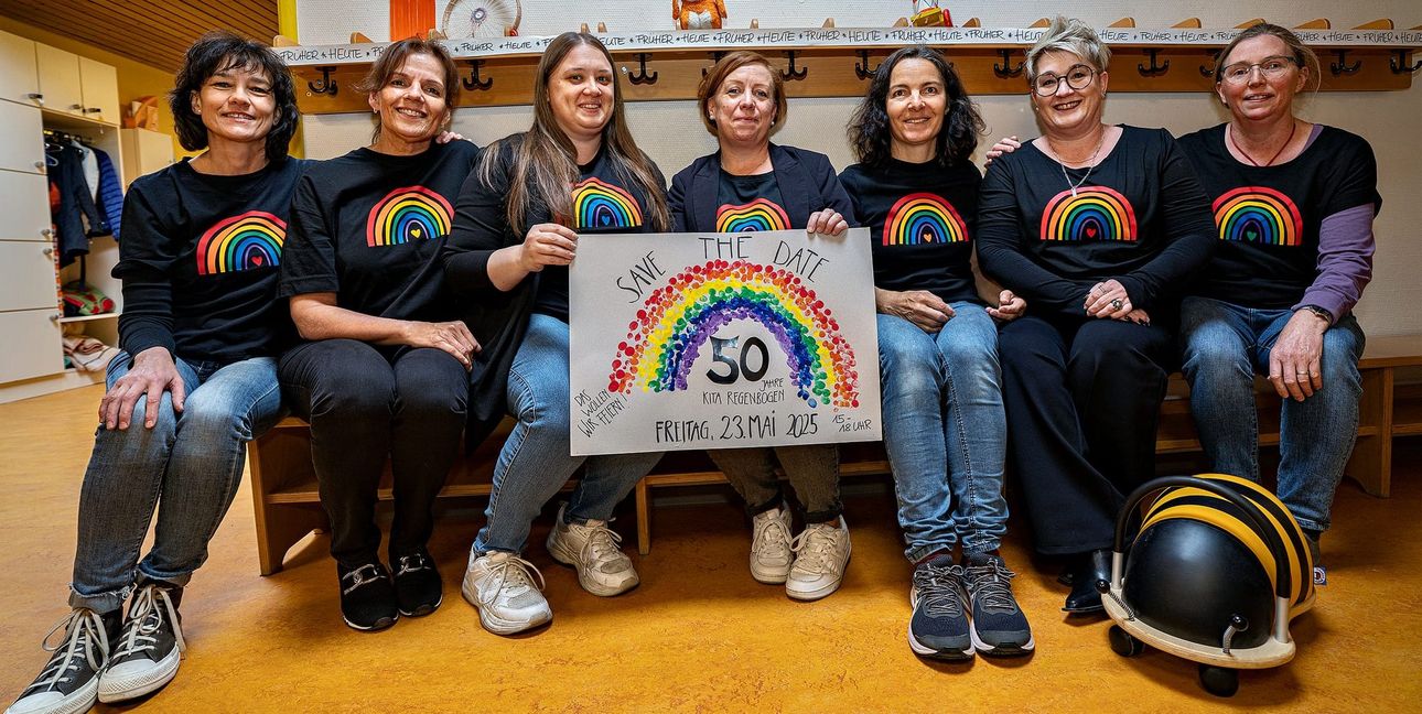 Das Erzieherinnenteam vom Kindergarten Regenbogen (von links): Martina Dix, Kathrin Heske, Julia Koch, Alexandra Weidner, Lioba Gaedte, Iris Newkirk und Stefanie Beran.