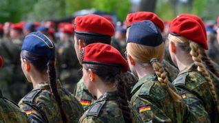 Freiwillige Soldatinnen der Bundeswehr – werden in Zukunft sogar Frauen zwangsverpflichtet?