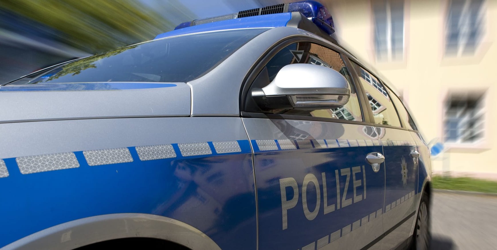 Die Polizei sucht Zeugen.