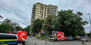 Der Einsatz führte zu Sperrungen rund um die Hermann-Kurz-Straße.
