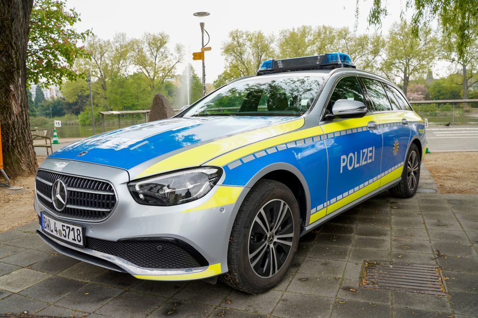 In diesen Streifenwagen können bald die frisch ausgebildeten Polizisten einsteigen, Bild: Dettenmeyer