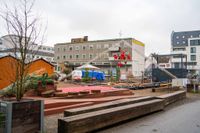 Auf dem Grünen Platz in Sindelfingen entsteht die Eisbahn für das Winterwunderland.